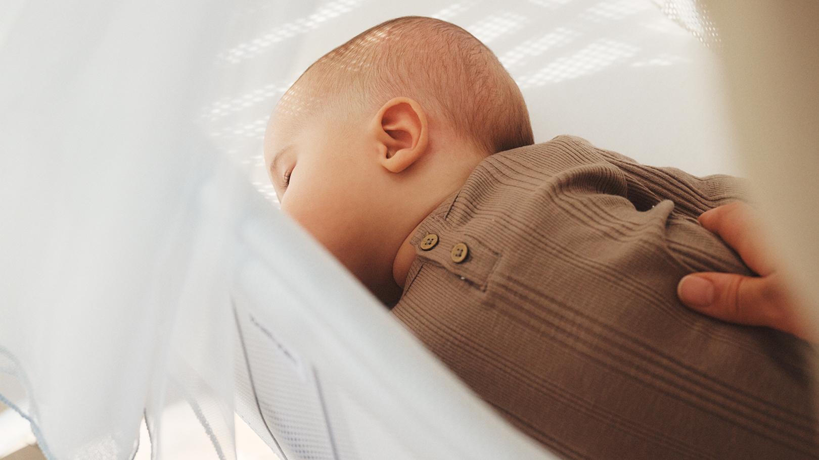 Cradle for safe sleeping - BabyBjörn