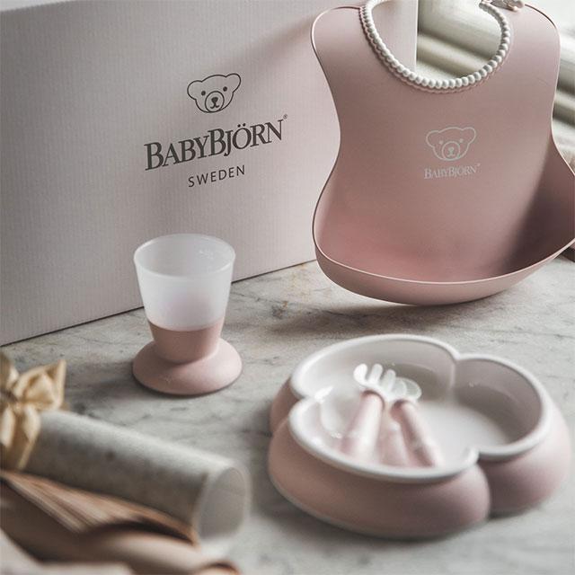 Baby Dinner set in powder pink - BabyBjörn