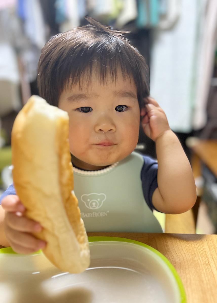 コッペパンと ベビースタイ