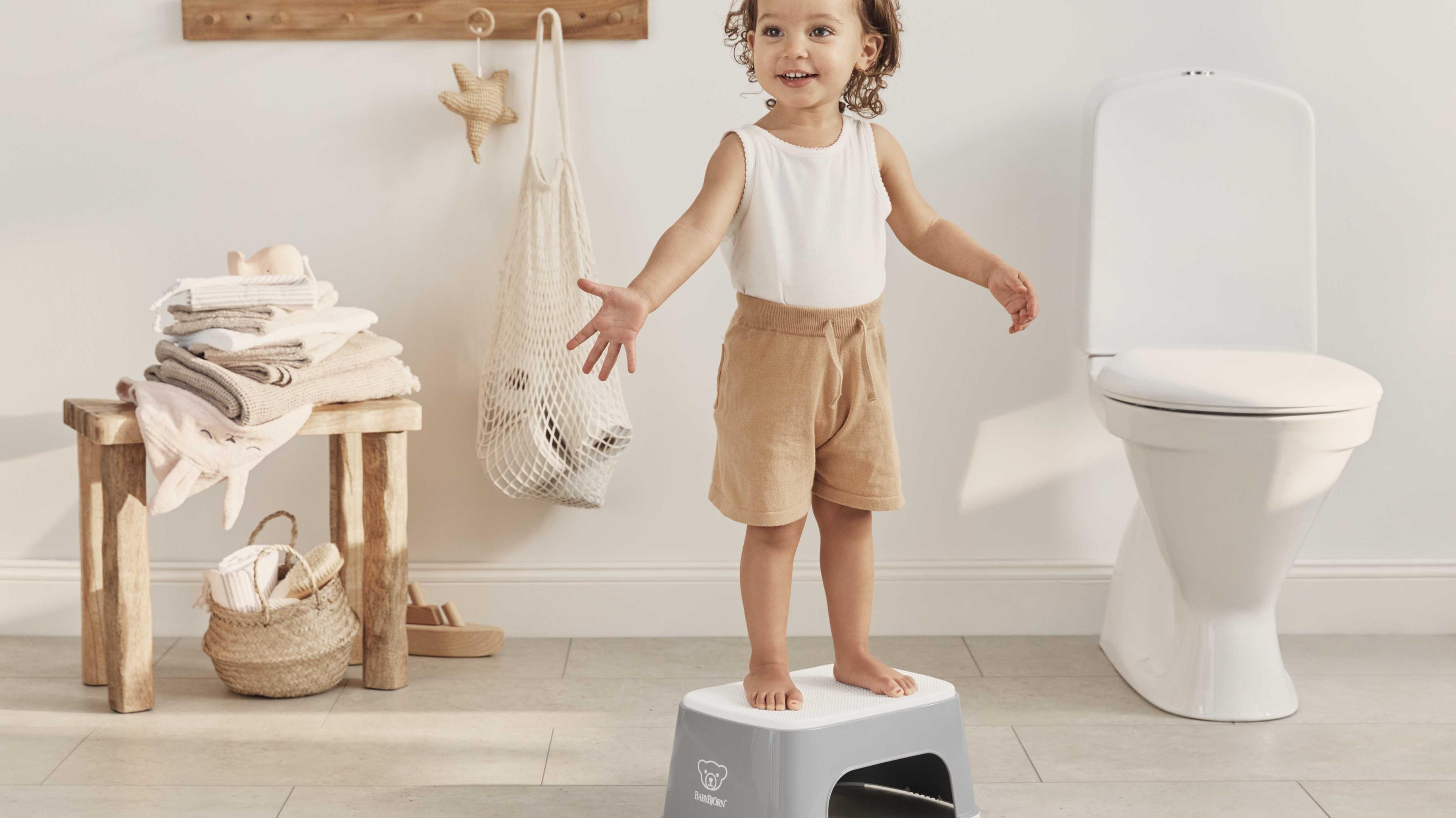 Potty Training in the Summer - BabyBjörn